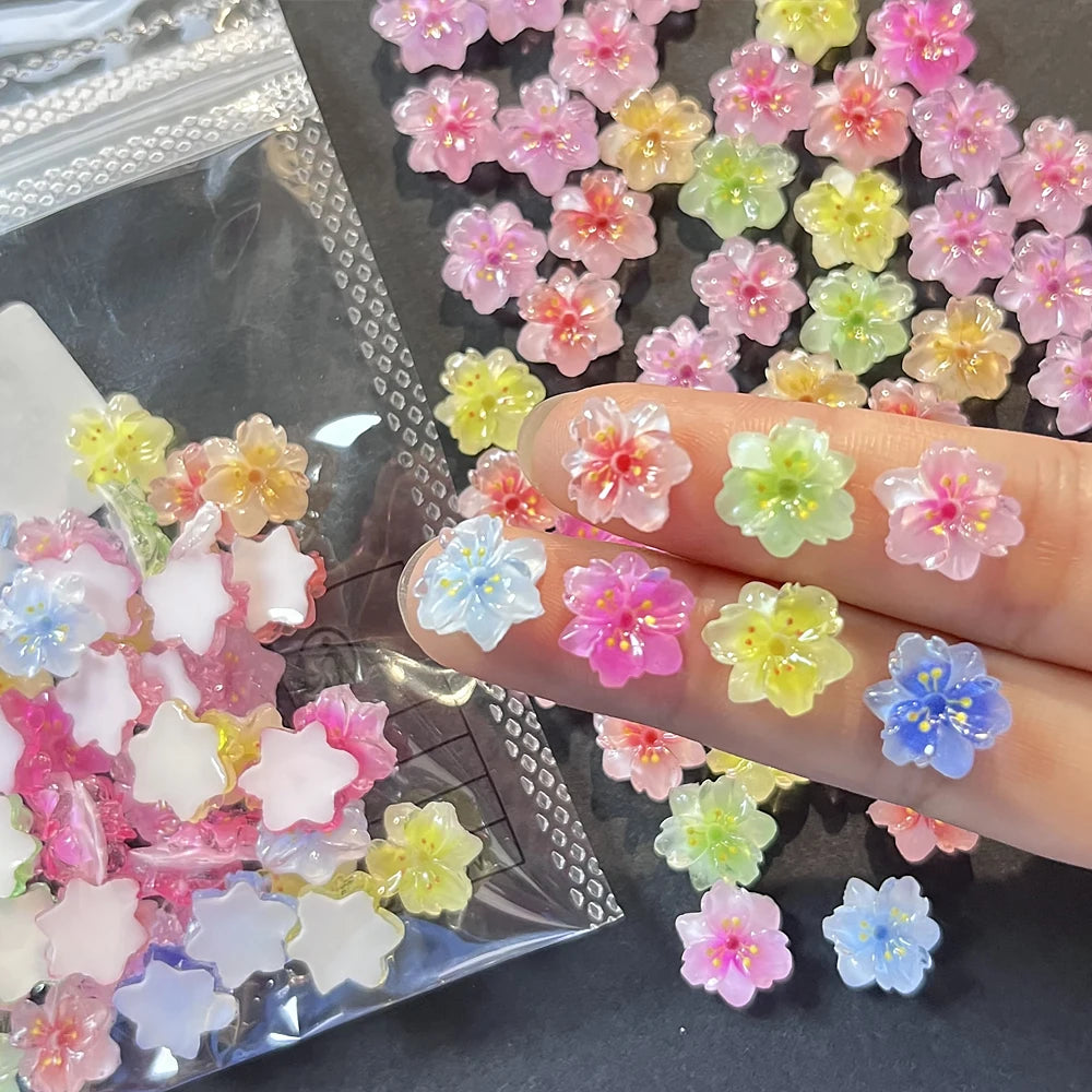 50pcs 3D Mini Cartoon Jelly Cat Paw Nail Art Charms Resin Mixed Luminous Effect Flatback Bear/Cat's Paw Manicure Hairwear Parts