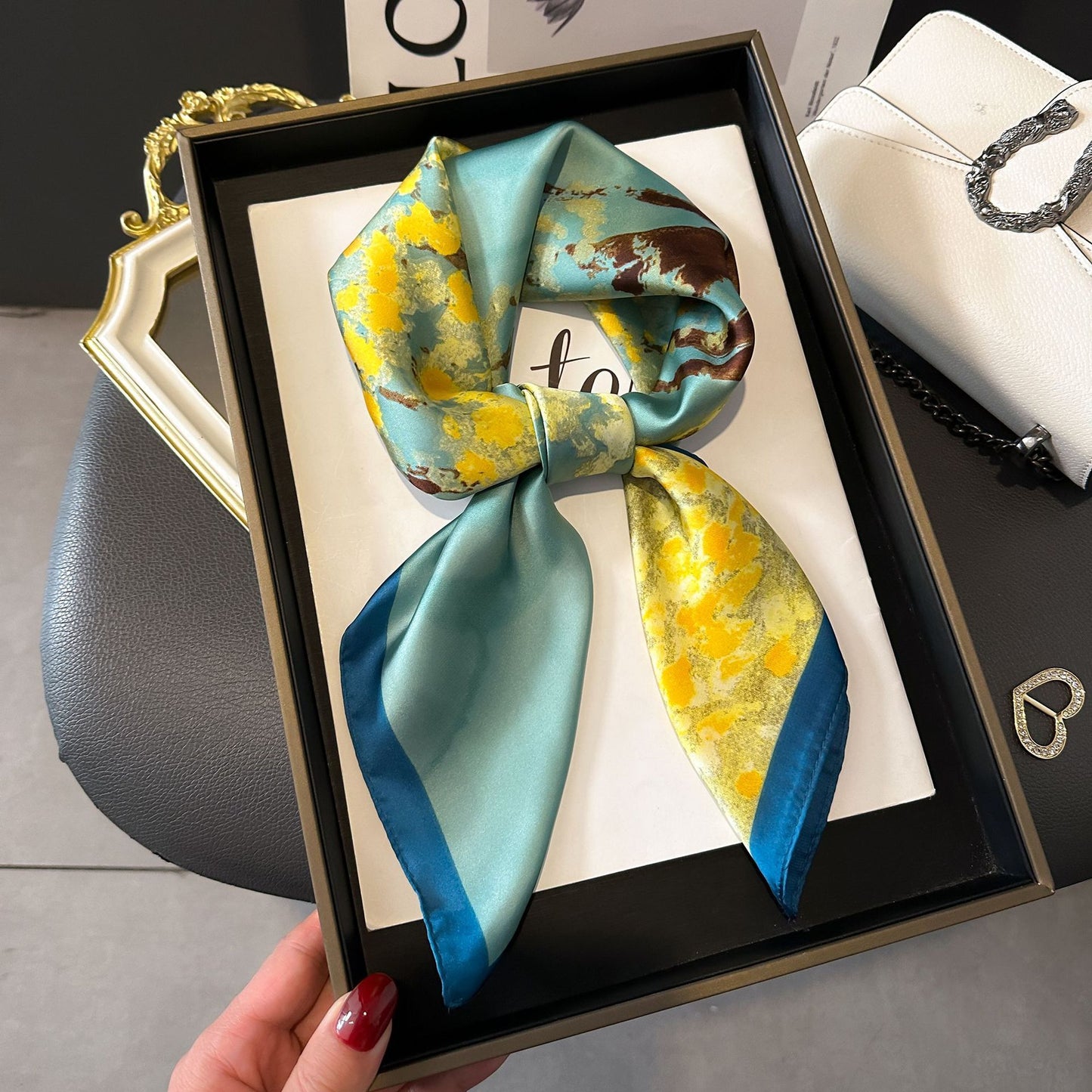 Silk Head Scarf Women Luxury Fashion Hair Scarve Summer Foulard Femme Satin Shawl Kerchief 90cm Square Headscarf Bandana Cheveux