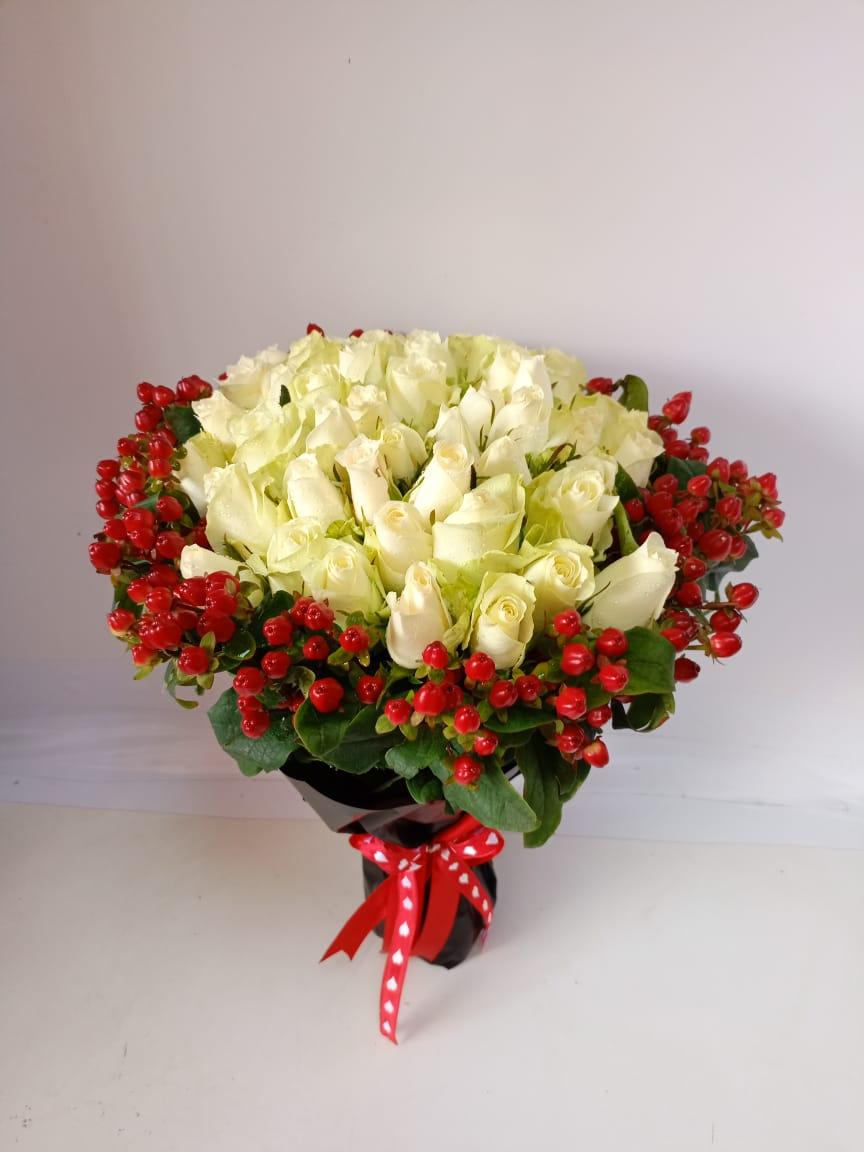 Bouquet of Red and Yellow Roses