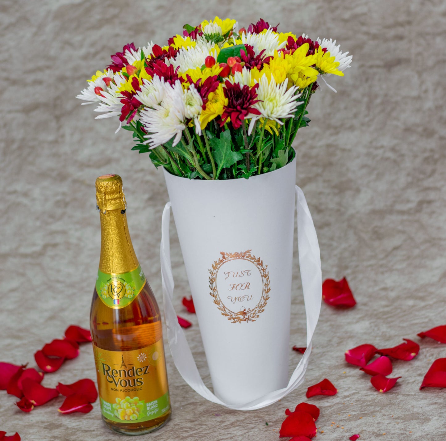 Chrysanthemums Flowers and Rendez Vous Drink