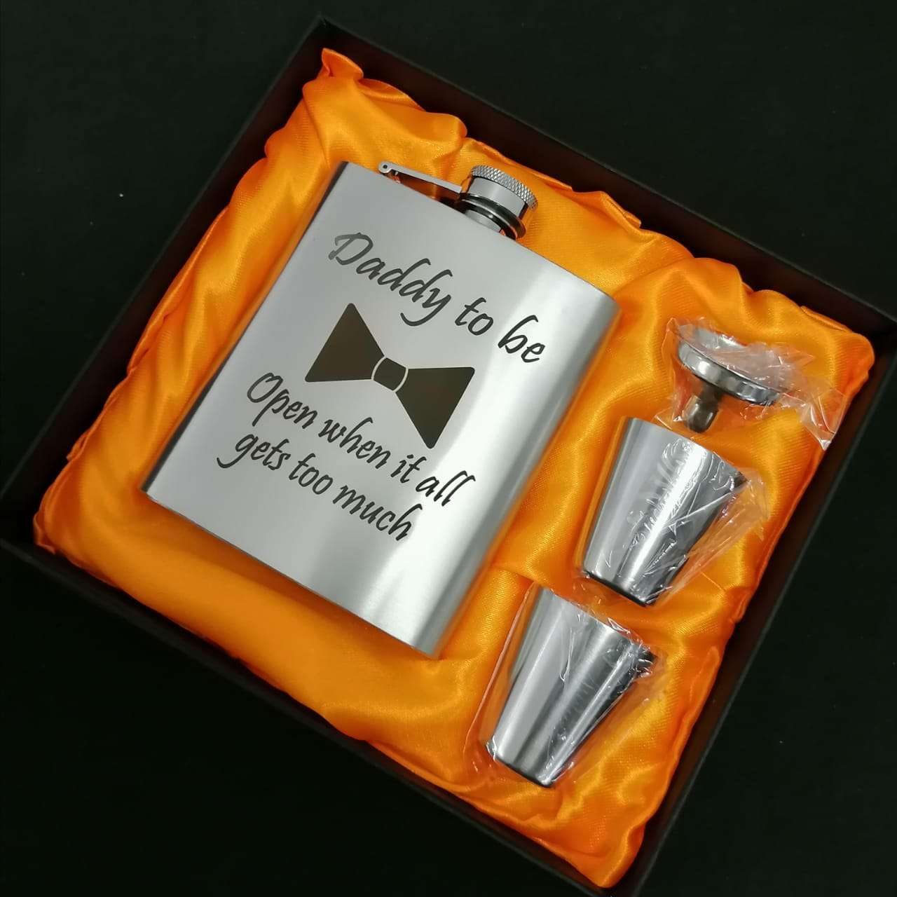 Customized Stainless Steel Hip Flask Gift Set