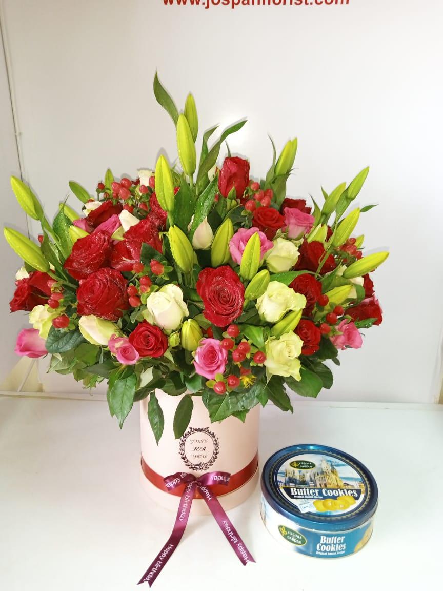 Flower Basket and Butter Cookies