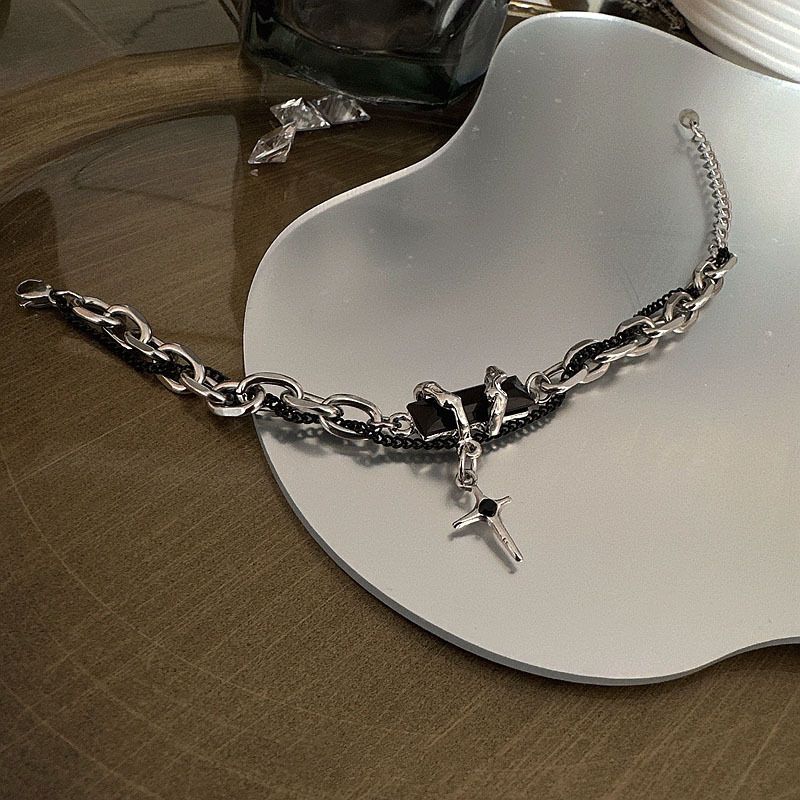 Star winding black diamond bracelet men's titanium steel design new versatile and non fading accessory bracelet