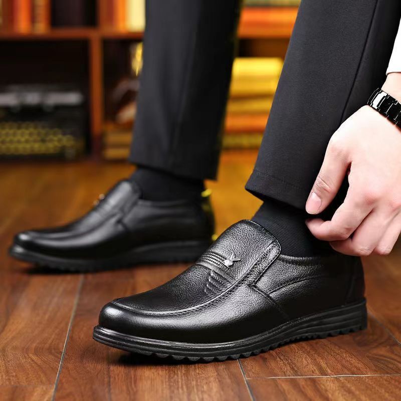 ASSKLO New Men's Leather Shoes PU Leather Thick Fashion Soft Soled Formal Leather Breathable Loafers Slip on Black Driving Male Shoes Men's Loafers men Casual shoes black