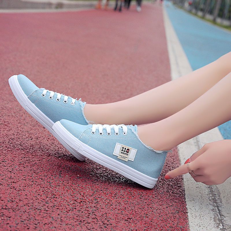 ASSKLO rubber flat shoes canvas shoes sports shoes classic women's shoes ladies shoes slip resistant breathable denim casual shoes running shoes student girl sneakers fashion gifts black blue white