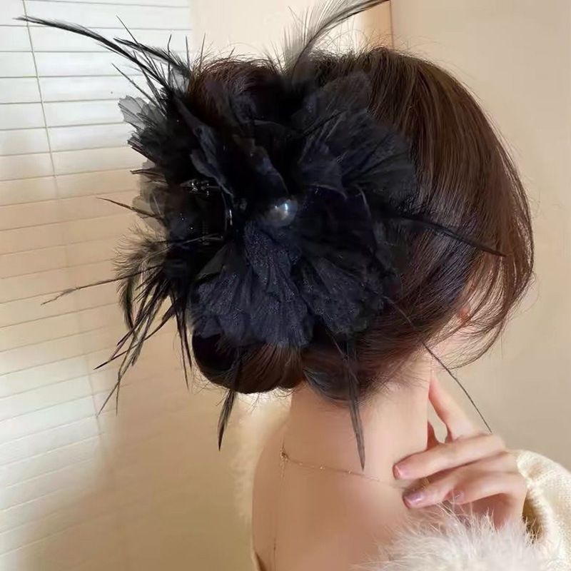 Vintage Pearl Feather clip Women's back low ponytail hair clip half tied Hair clip Temperament Hair Accessories High Fashion Elegant low ponytail hair clip