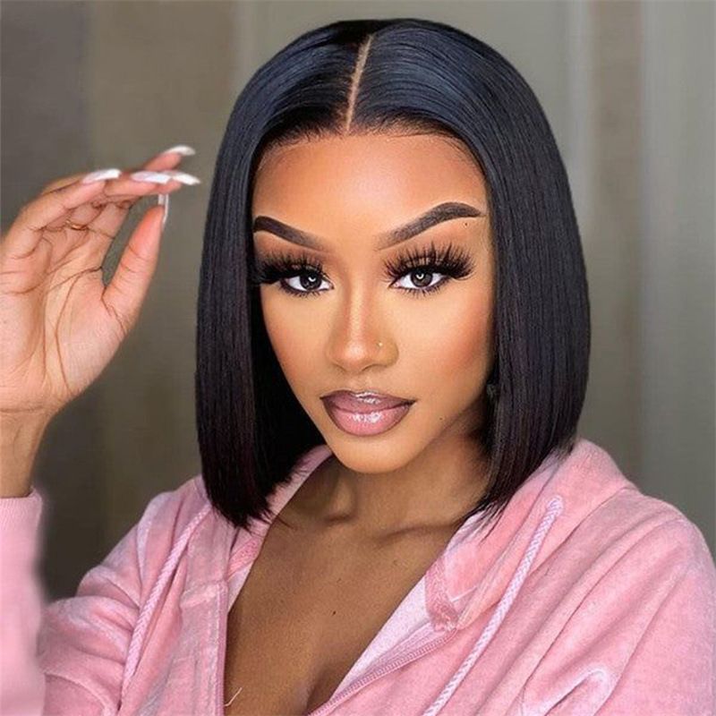 Women Black Middle Parted Short Straight Bobo Hair Wigs Synthetic High Temperature Silk Wigs