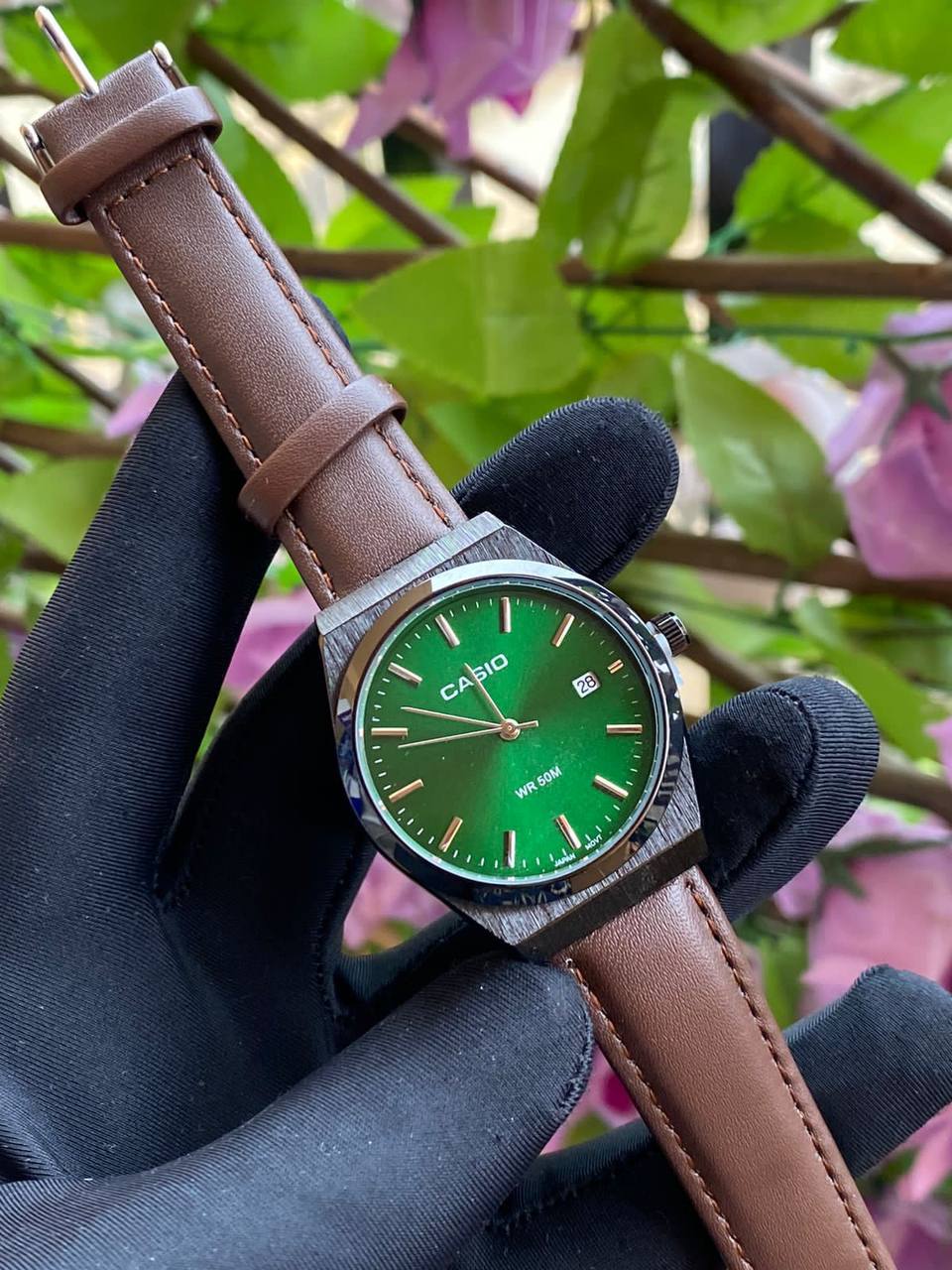 CASIO UNISEX LEATHER UNISEX DATE DISPLAY WATER RESISTANT BATTERY POWERED CASIO BRANDED BOX ENQUIRIES