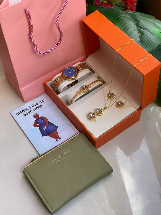 MOTHERS DAY GIFT SET 5 1 GIFT SET HIGH QUALITY PURSE/ WALLET GIFT CARD GIFT BAG WE OFFER ENGRAVING SERVICES (A MESSAGE MUM ON ITEMS)