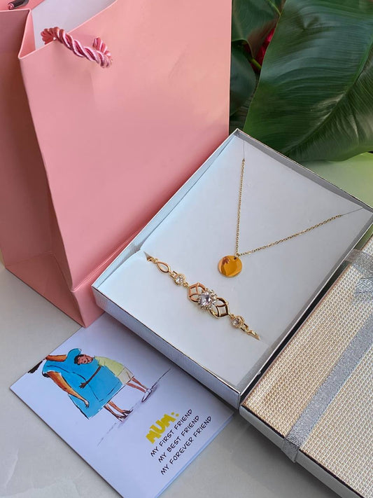 MOTHERS DAY GIFT PACK 🧧ENGRAVABLE NECKLACE 🧧BRACELET 🧧GIFT CARD 🧧BOX GIFT BAG WE OFFER ENGRAVING SERVICES (A MESSAGE MUM ON ITEMS) ENQUIRIES