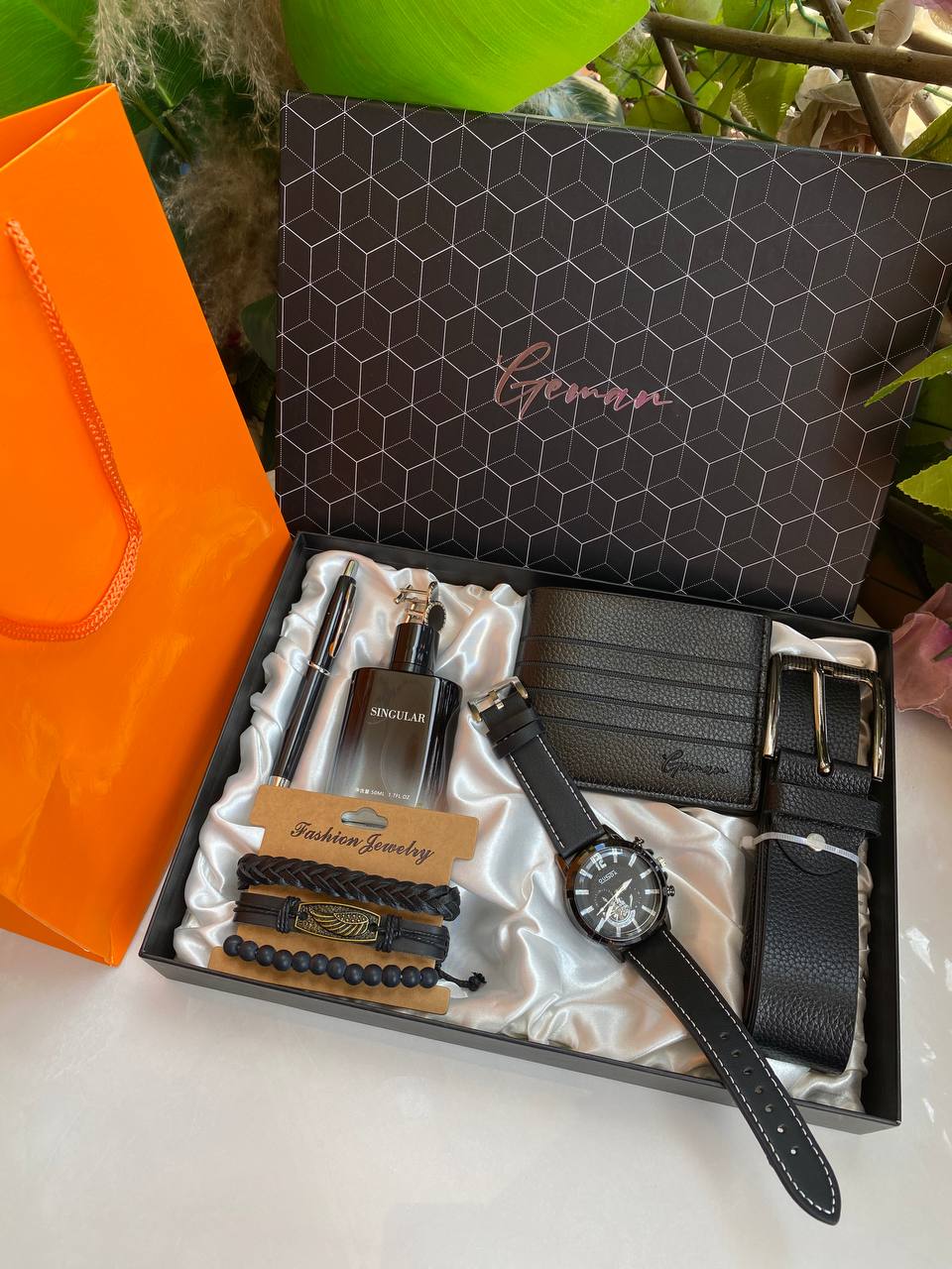 ARRIVALS 7 1 MEN QUALITY GIFT PACK PERFUME WALLET BELT WATCH EXECUTIVE PEN 3 BANGLES SHIRT CUFFLINKS GIFT BAG ENGRAVING SERVICES ENQUIRIES