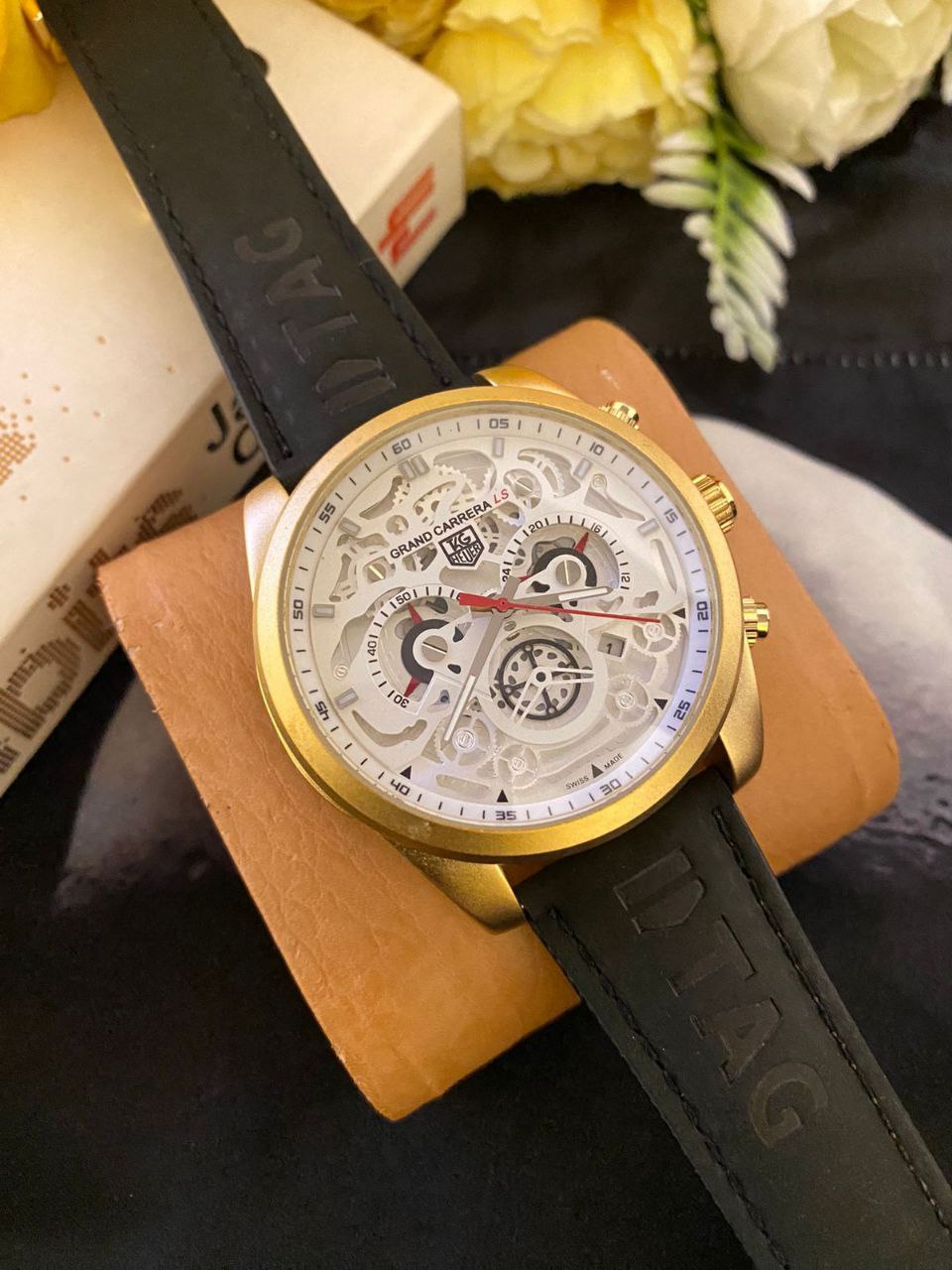 GRAND CARRERA CR 7 CHRONOGRAPH MOVEMENT DATE DISPLAY BATTERY POWERED