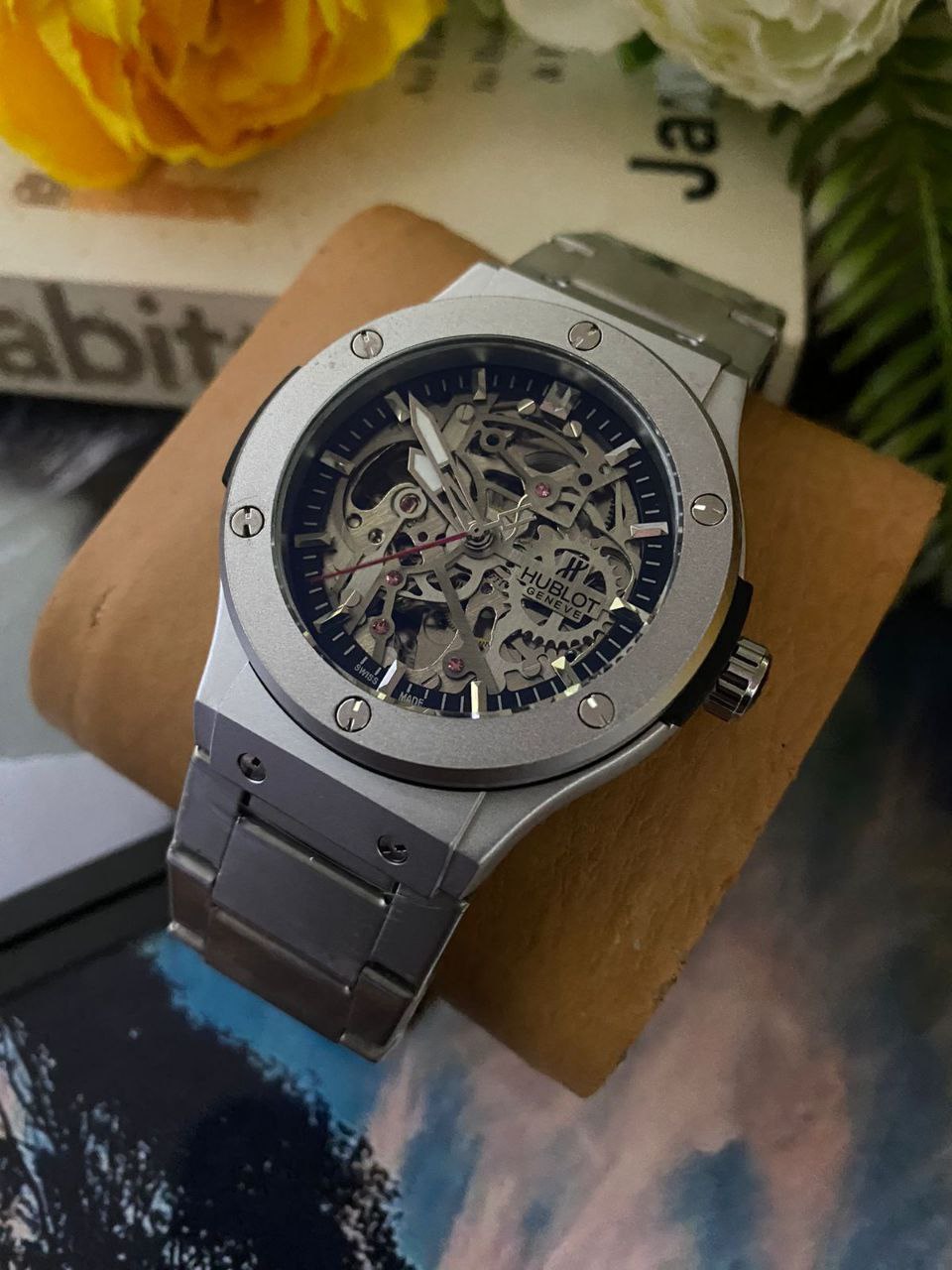 METTALIC HUBLOT AUTOMATIC STAINLESS STEEL WATER RESISTANT AUTOMATIC MOVEMENT