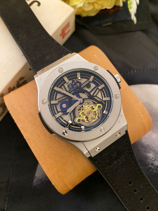 HUBLOT AUTOMATIC AUTOMATIC MOVEMENT WATER RESISTANT HUBLOT BRANDED BOX