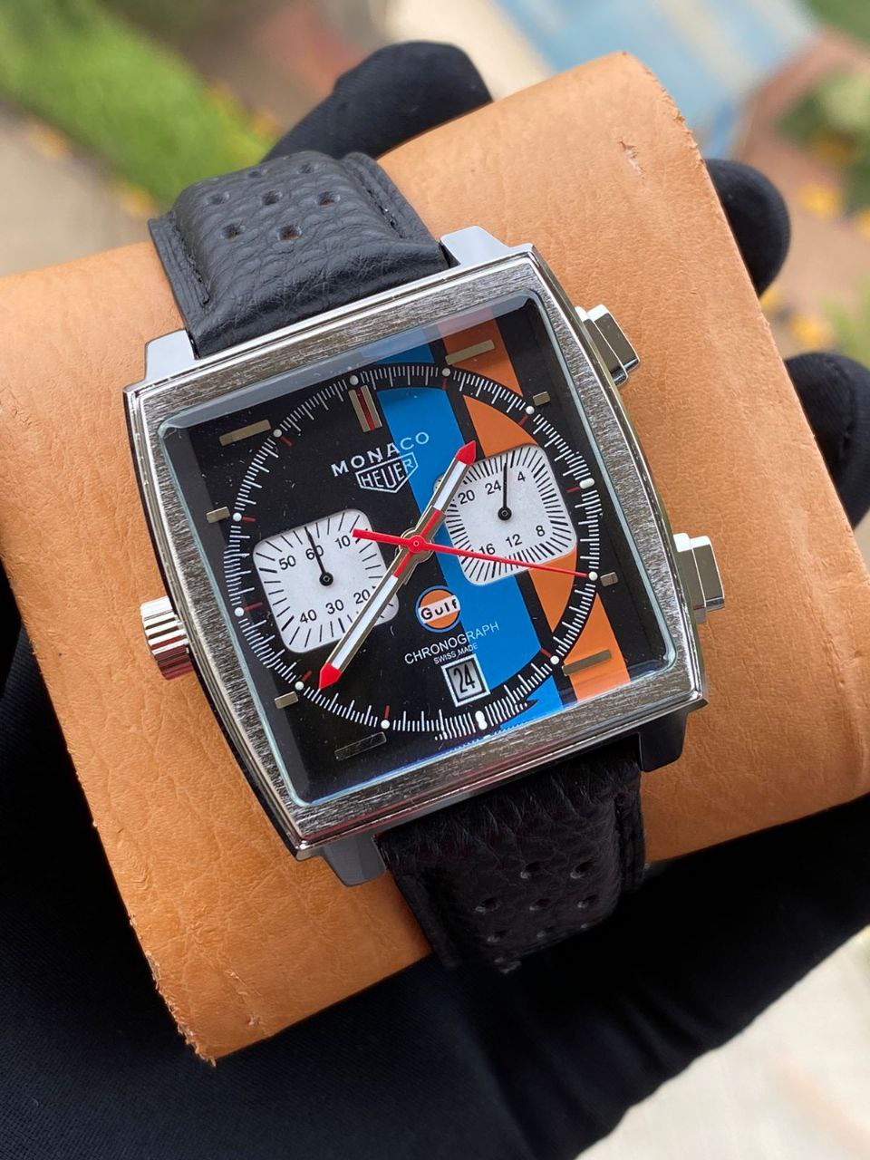 BRAND ALERT MONACO HEUR CHRONOGRAPH MEN WATCH CHRONOGRAPH MOVEMENT DATE DISPLAY NON-FADE STAINLESS STEEL FINISH WATER RESISTANT BATTERY POWERED SMOOTH SWEEPING MOVEMENT GIFT BAG