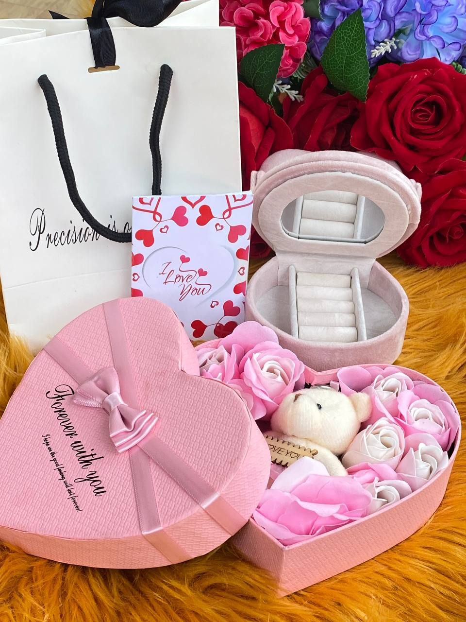 JEWELLERY ORGANIZER X FLORAL PACKAGE PRESERVED ROSES MINI SOFA JEWELLERY ORGANIZER (PINK&MUSTARD) FLORAL PACKAGE (PINK&RED) BEAR/DOLL BAG&CARD