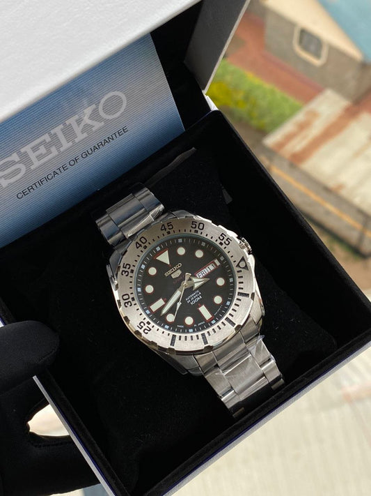 ORIGINAL AUTOMATIC SEIKO SEIKO PRESAGE SEIKO 5 SEIKO PADI COMES WITH BOX ,BAG,WARRANTY CARD,MANUAL
