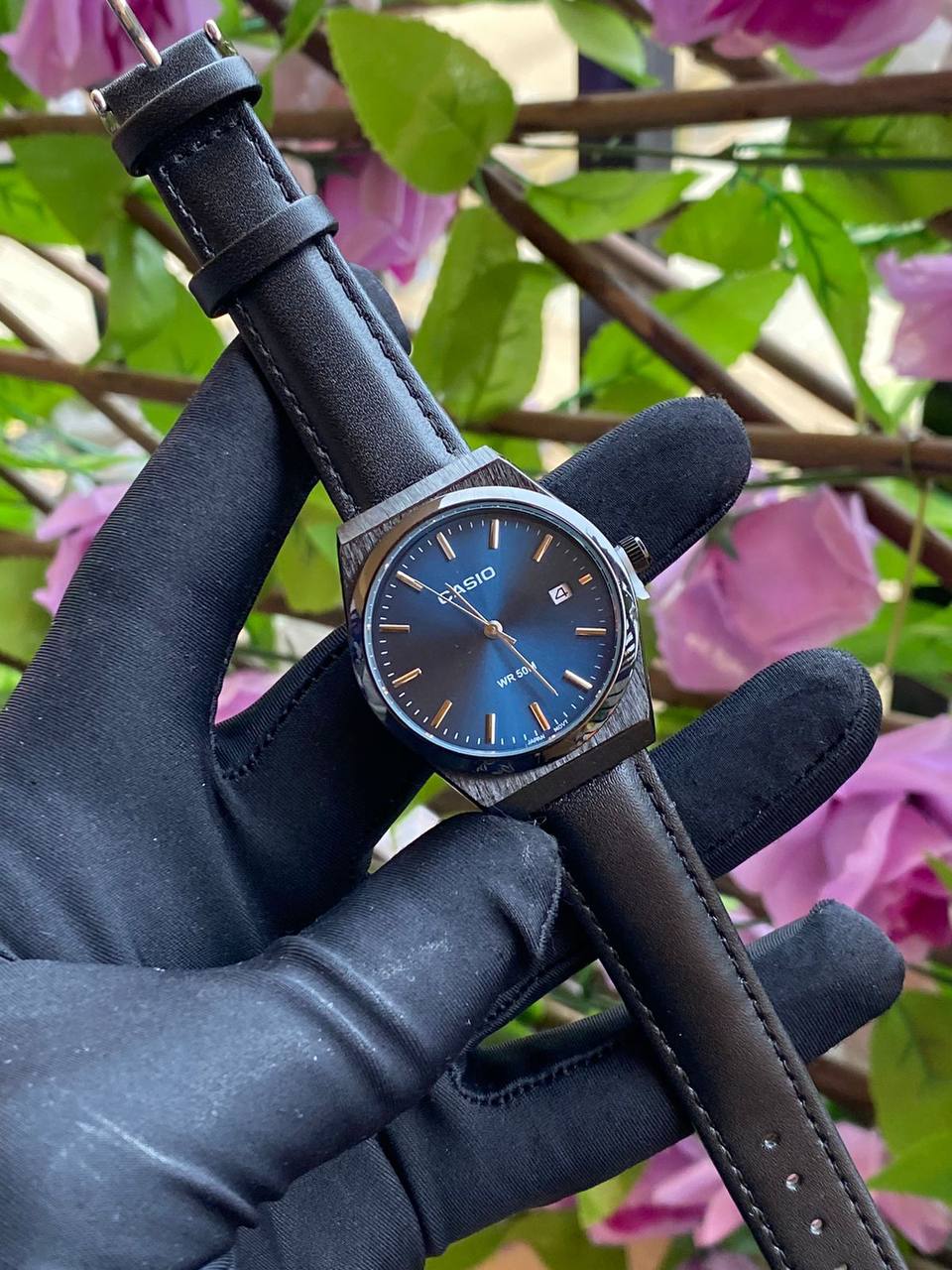 UNISEX CASIO DATE DISPLAY STAINLESS STEEL BATTERY POWERED WATER RESISTANT ENQUIRIES