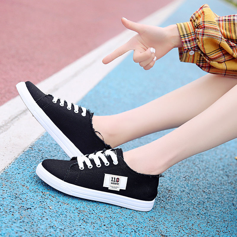 ASSKLO rubber flat shoes canvas shoes sports shoes classic women's shoes ladies shoes slip resistant breathable denim casual shoes running shoes student girl sneakers fashion gifts black blue white