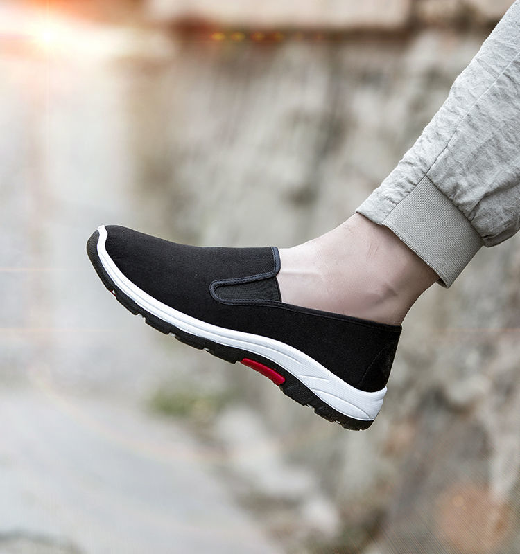 ASSKLO Large size classic Loafers rubber flats shoes Casual shoes Fashion Black laceless men canvas shoes Canvas Shoes Sneakers Low Top Black Shoes High Quality Generic Men's Athletic Shoes Motion