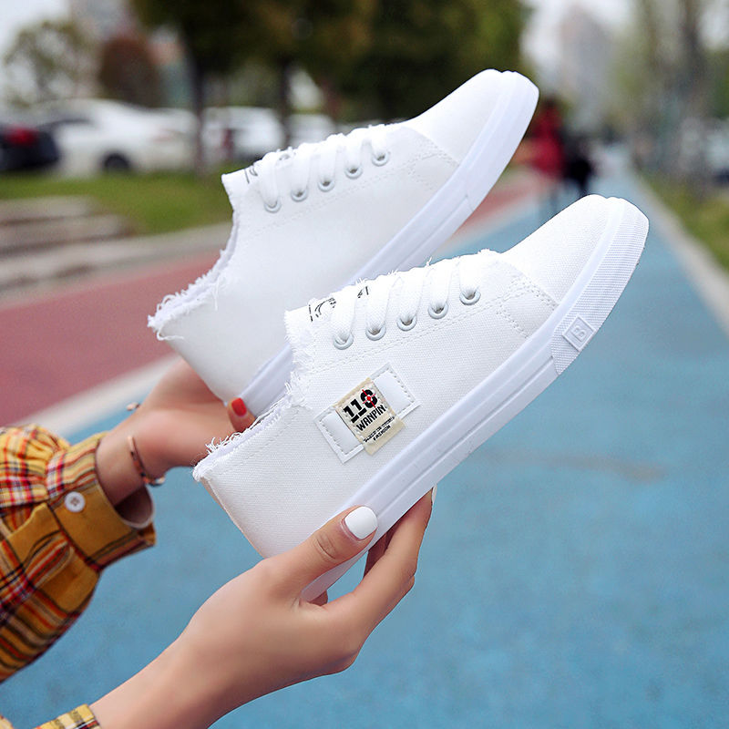 ASSKLO rubber flat shoes canvas shoes sports shoes classic women's shoes ladies shoes slip resistant breathable denim casual shoes running shoes student girl sneakers fashion gifts black blue white
