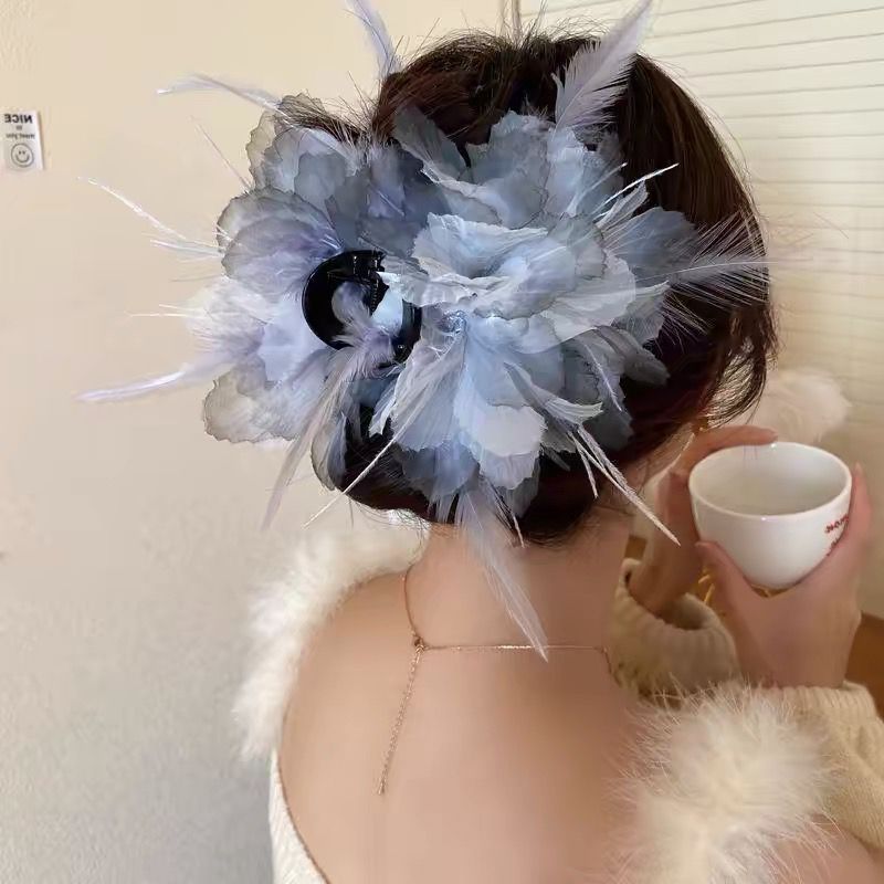 Vintage Pearl Feather clip Women's back low ponytail hair clip half tied Hair clip Temperament Hair Accessories High Fashion Elegant low ponytail hair clip