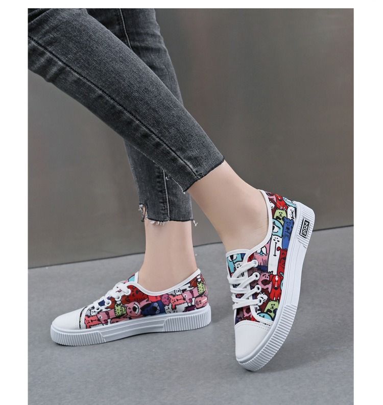 ASSKLO Canvas Flats Shoes Large Size Casual Sports Lady Shoes Sneakers Woman Shoes Women Low Top Classic Board Shoes Slip-ons Shoes Loafers Street Shoes Female Student Shoes Breathable colorful red