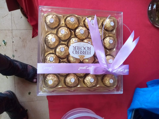 Ferrero Rocher 24Pcs Premium Gift Box 300g