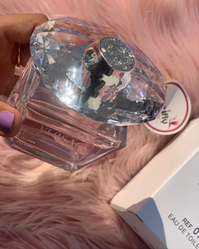 Generic Versace â€“ Bright Crystal- 90 ml â€“ EDT â€“ TESTER Plus free 5 travel spray and Deodorant