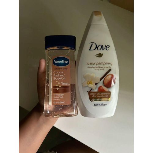 Vaseline 2 in 1 BODYCARE SET: Cocoa radiant body oil + Purely pampering body wash