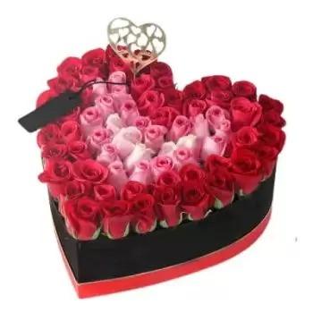 70 stems of pink and red roses bouquet