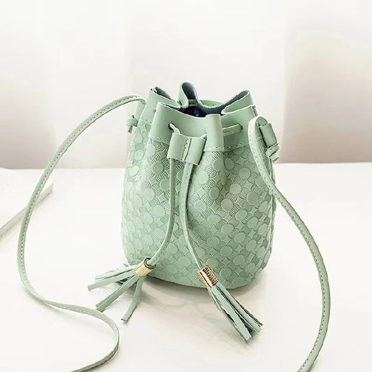 New Tassel Bucket Bag Minimalist Women's Bag Single Shoulder Crossbody Bag Classic Diamond Checker Bag handbags Casual Gift for Girlfriends