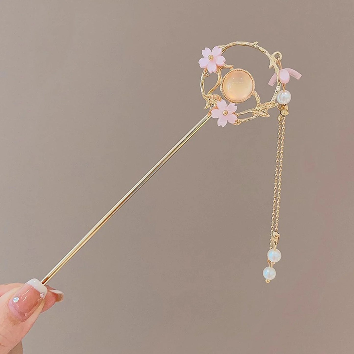 Light Luxury Flower Hairpin For Women Chinese Style Floral Butterfly Tassel Hair Stick Elegant Metal Jewelry Hairpin Hair Clips