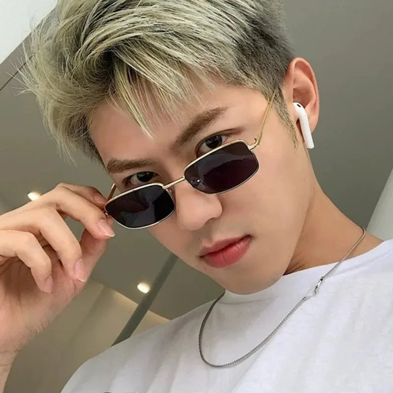 Retro Metal Small Square Glasses Women Men Silver Black Narrow Frame Sunglasses Simple Versatile Sunglasses Fashion Accessories