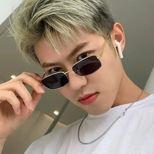 Retro Metal Small Square Glasses Women Men Silver Black Narrow Frame Sunglasses Simple Versatile Sunglasses Fashion Accessories