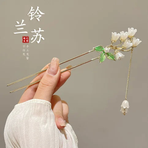 Light Luxury Flower Hairpin For Women Chinese Style Floral Butterfly Tassel Hair Stick Elegant Metal Jewelry Hairpin Hair Clips