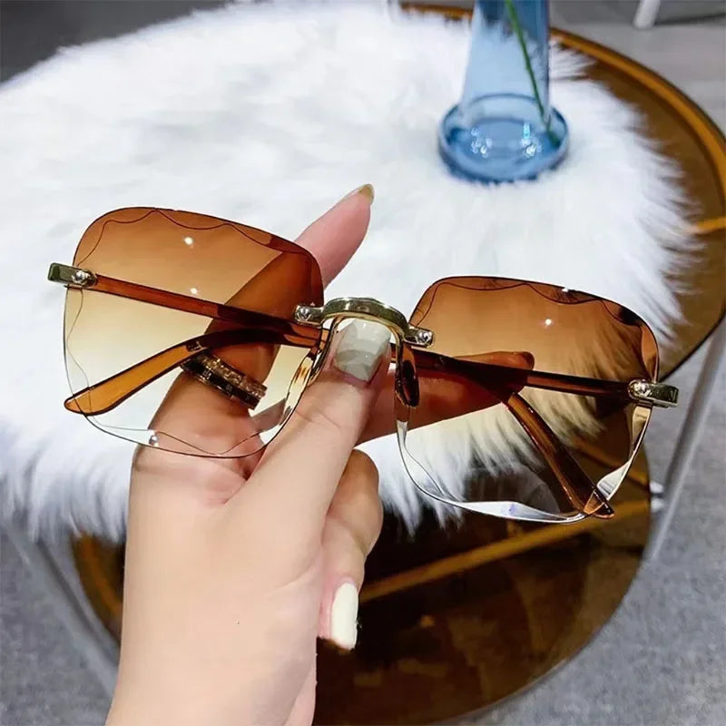Square Rimless Women Sunglasses Fashion Gradient Lenses Sun Glasses Lady Vintage Classic Designer Shades UV400 Gafas De Sol