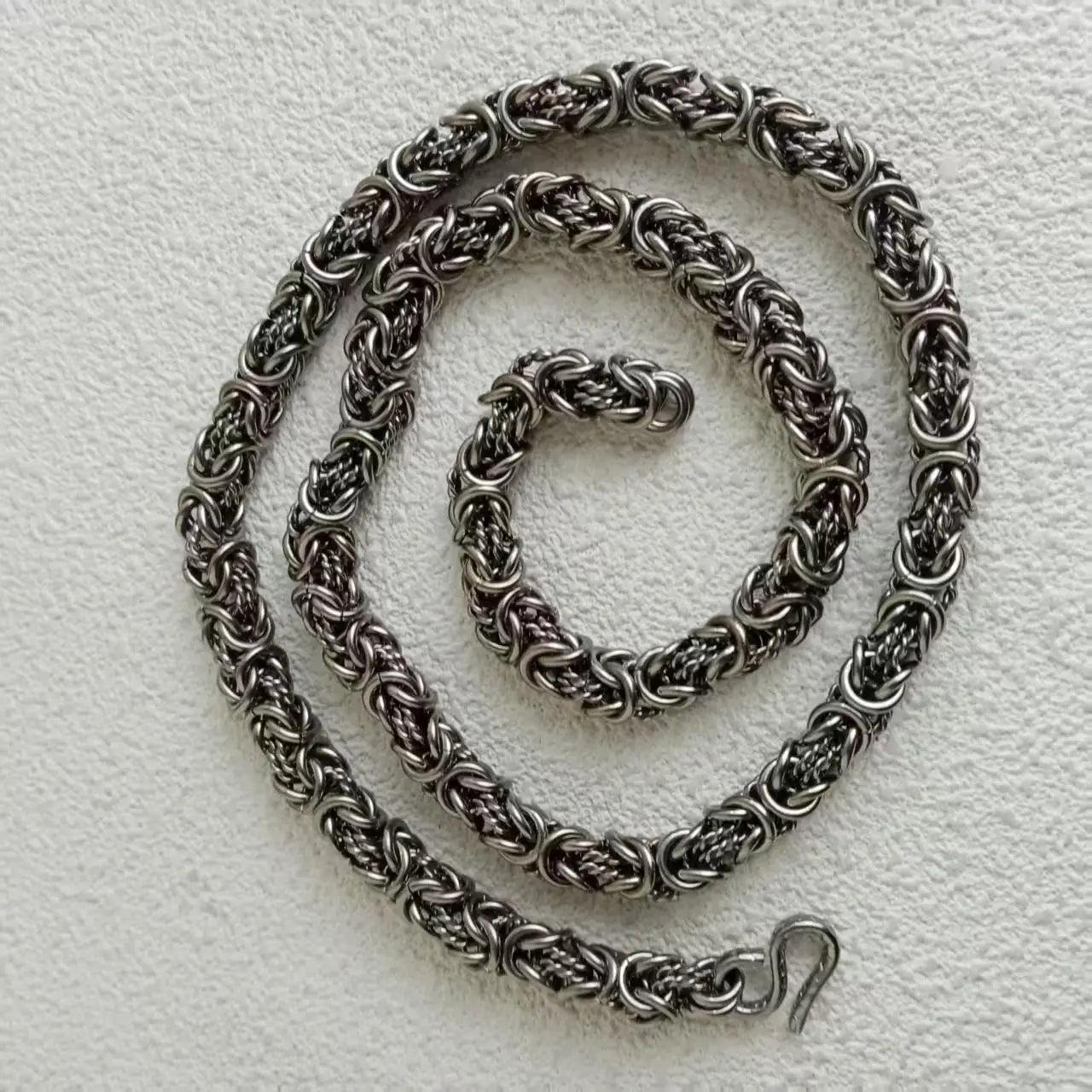 10MM Handmade Pure Titanium Dragon Chain Necklace - For Modern Warriors, Anti-Tarnish Durable, Masculine Design, Suitable for Da