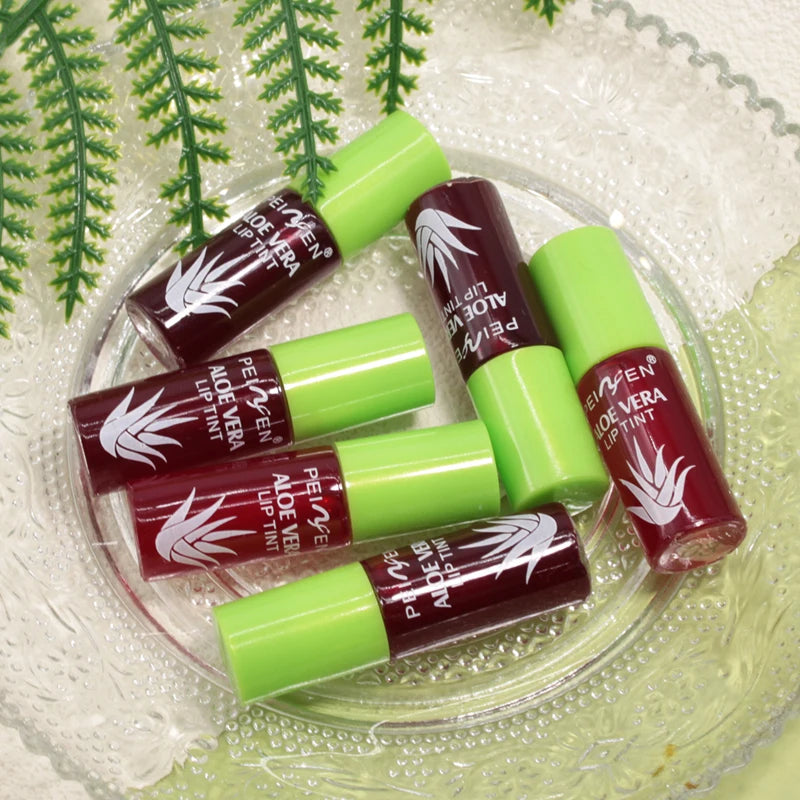 Aloe Vera lipsticks water lip glaze nourishing and moisturizing non-color loss non-stick cup lip gloss lipstick water