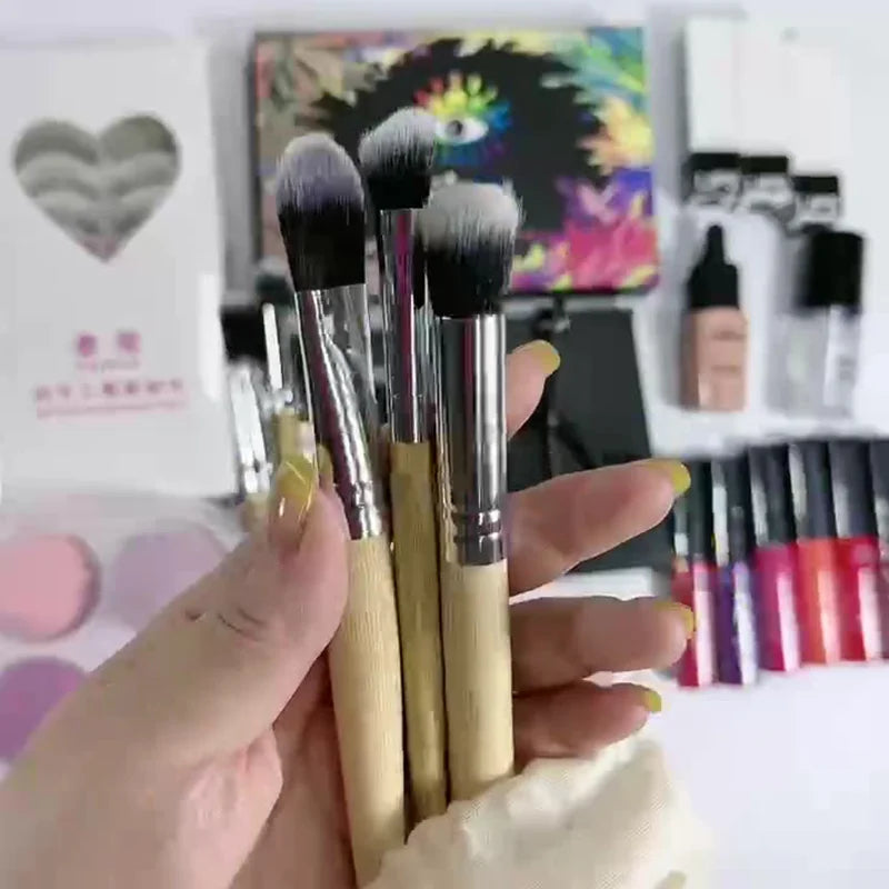 Makeup Full Set Full Complete Makeup Kit Gift For Girls Women Eye shadows Lipsticks Eyeliner Face Glamour Look Easy To Use.