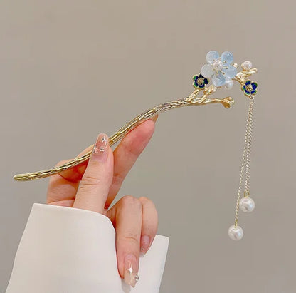 Light Luxury Flower Hairpin For Women Chinese Style Floral Butterfly Tassel Hair Stick Elegant Metal Jewelry Hairpin Hair Clips
