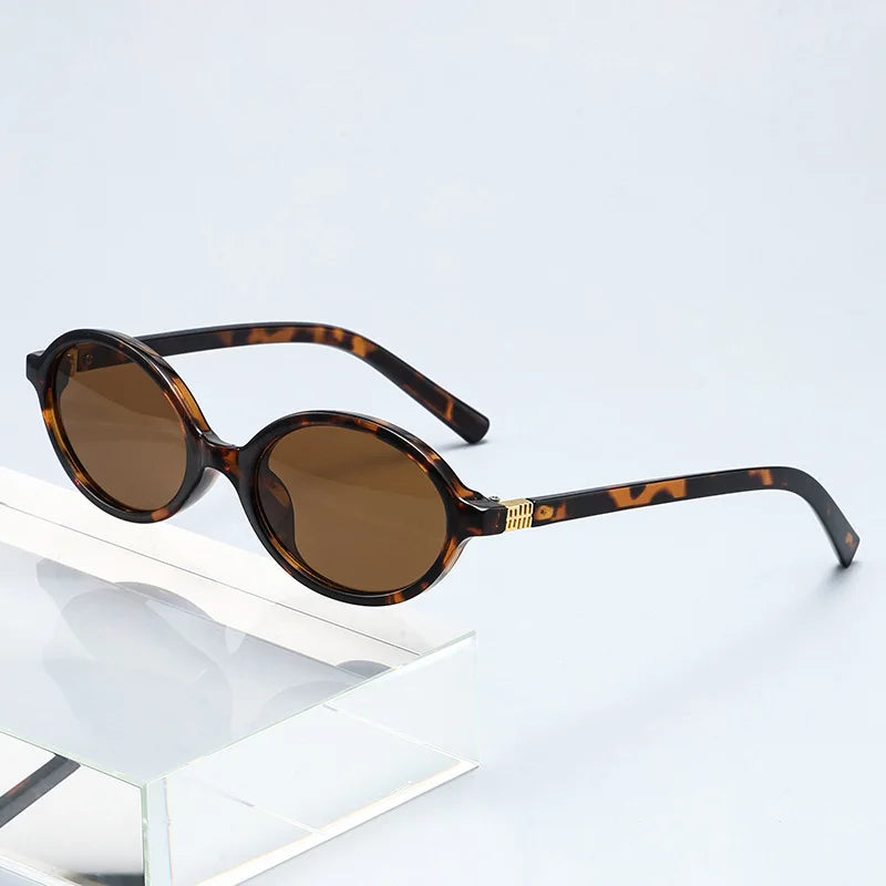 Fashion Small Oval Leopard Sunglasses Women Lovely Ins No Makeup Anti Blue Light Glasses Cute Decorative Computer Glasses 선글라스