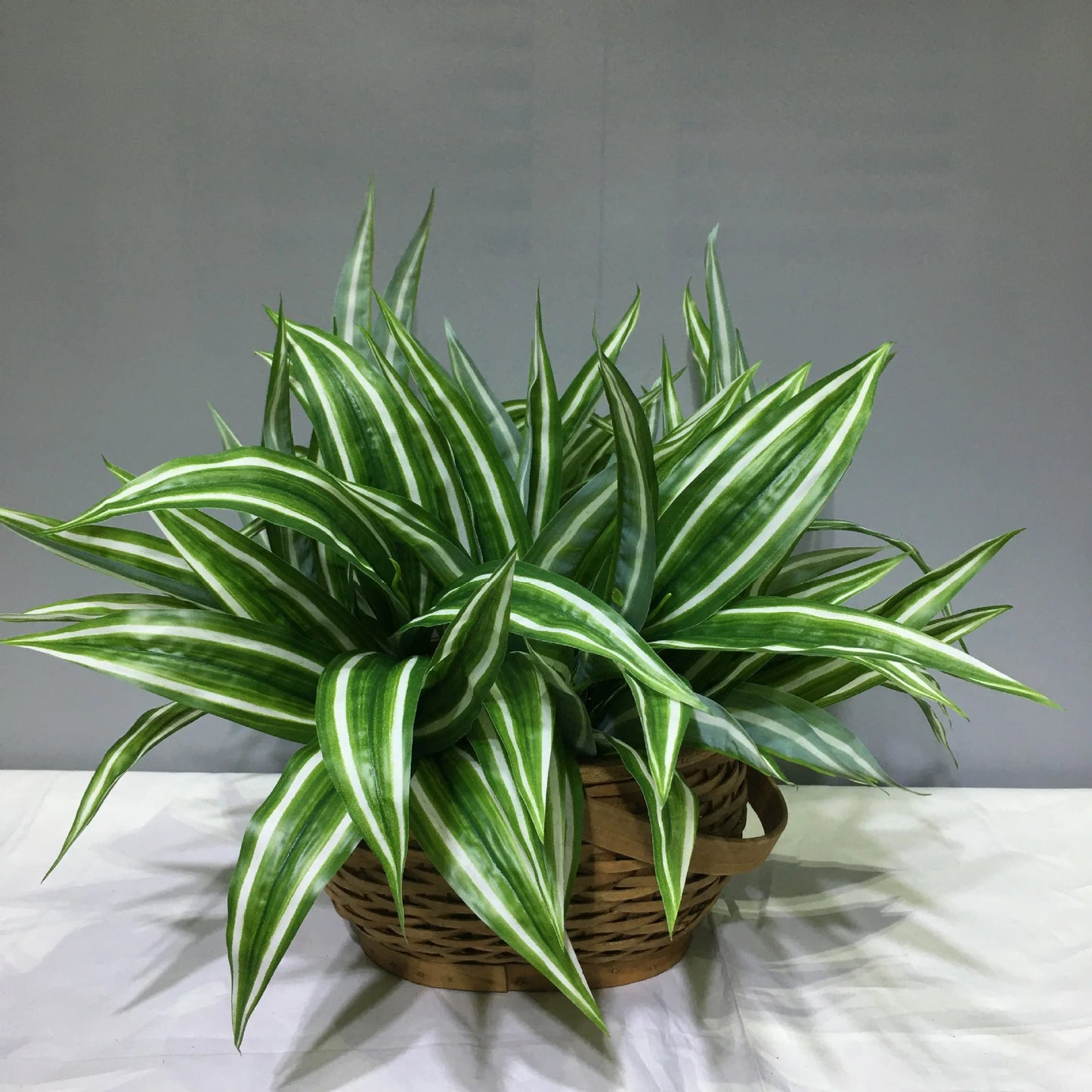 36cm Artificial Aloe Vera Leaf Plastic Agave Fake Chlorophytum Comosum Outdoor Plant Wall Grass For Home Garden Festival Decor