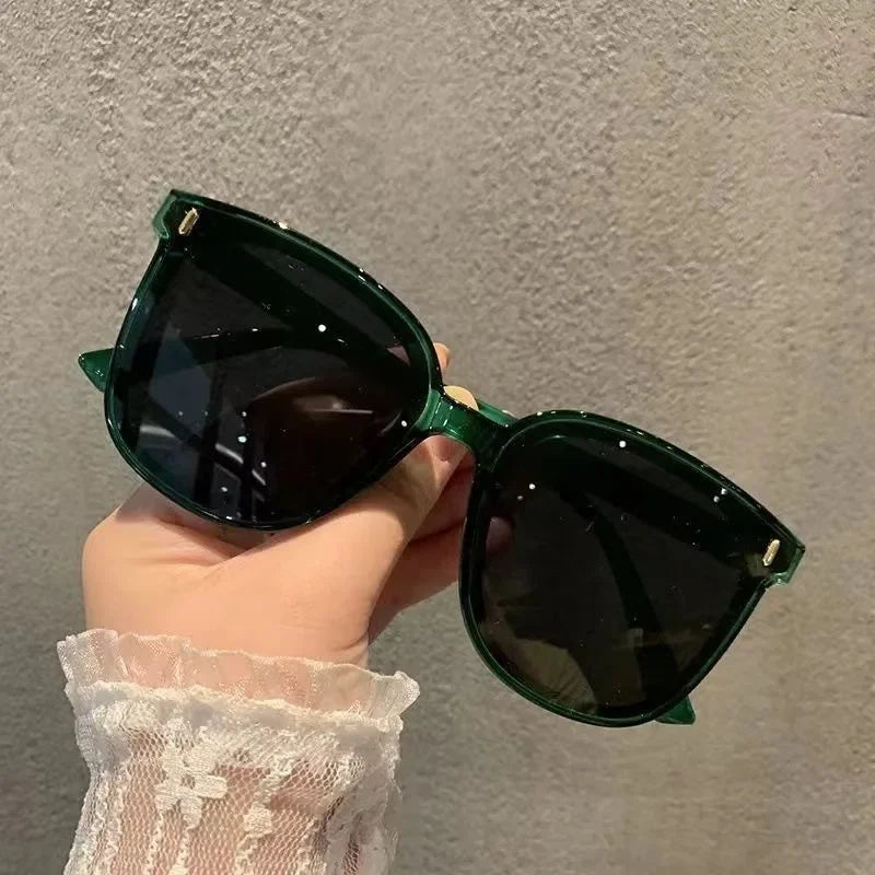 New Fashion Women Sunglasses Designer Brand Sun Glasses Vintage Exquisite Large Frame Eyewear Leisure Travel UV400 Oculos De Sol