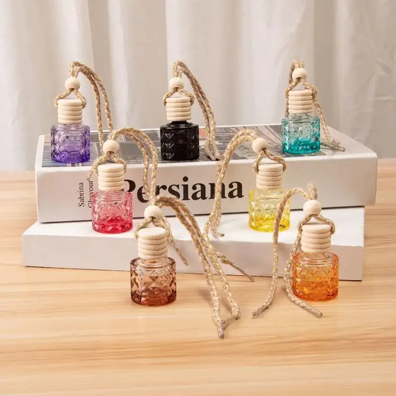 1Pcs Refillable Car Essential Oil Diffuser Bottle Empty Car Air Freshener Pendant Perfume Glass Bottle With Wooden Caps