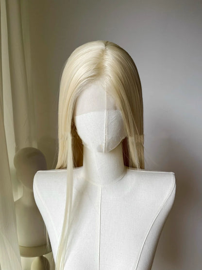 Light Gold 13 * 4 Hand Hook Front Lace Wig Headset, High Temperature Spinning, Long Straight Hair Simulation Hair Wig