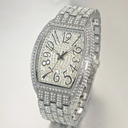 Luxury Iced Out Mens Watches Fashion Gold Water Resistant Stainless Steel Quartz Mens Watches Tonneau Full Diamond Reloj Hombre