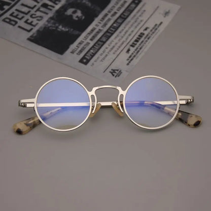 MOMOJA Small Face Retro Round Pure Titanium Glasses Men and Women Ultra-light Fashion Optical Prescription Eyeglasses Frames V10