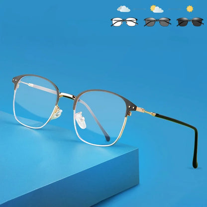 Fashion Square Anti-Blue Light Glasses Men Women Vintage Metal Photochromic Glasses Classic Anti Radiation Computer Eyeglasses