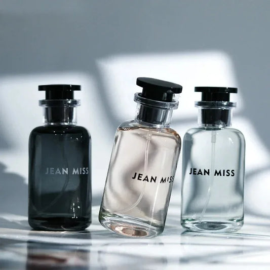 30MLSelf Domain Women's Perfume Popular Online, Clear, Natural and Lasting Fragrance Spray Pheromone Perfume